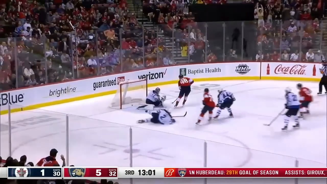 Maxim Mamin Backhand Through 5 Hole on Breakaway