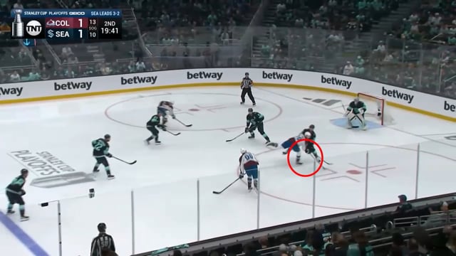 McKinnon 3 on 2 Middle Lane Net Drive Drop To Outside