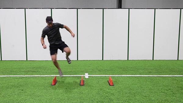 Single Leg Medial Hop